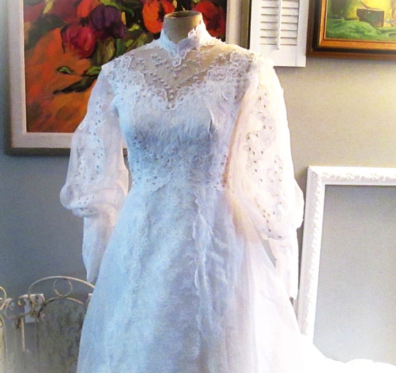 Vintage 1980's Wedding Dress - image 2