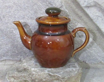 Price & Kensington Traditional Ceramic Teapot - 10 Cup, Glossy Brown