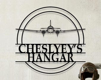 Custom Douglas DC 3 Airplane Metal Wall Art, Personalized Hangar Sign, Pilot Gift, Airplane Silhouette
