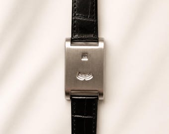 Silver Vintage Watch Jump Hour Wicket Minimalist Wristwatch Stainless Steel Leather Aesthetic Unisex Timeless Elegant Retro Cool Gift Rare
