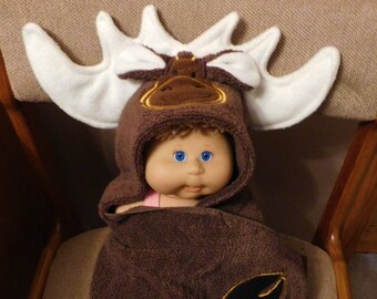 Infant Moose Hooded Towels with 1 burp cloth and 1 washcloth - Free Personalization