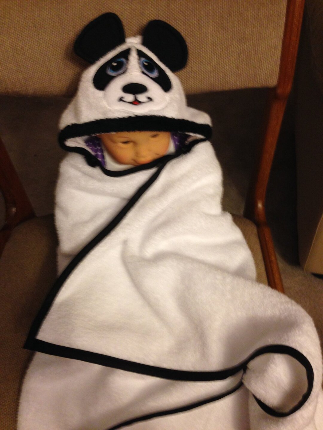 Infant Panda Bear Hooded Towel With 1 Burp Cloth and 1 Washcloth Free