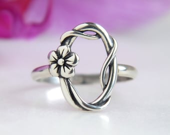 Flower Vine Sterling Silver Ring - Limited Edition Botanical Jewelry