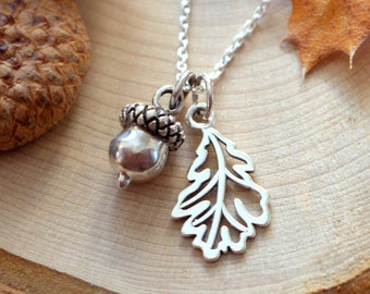 Oak leaf acorn necklace Sterling silver autumn necklace Acorn jewelry Oak leaf jewelry Forest necklace Tiny acorn jewelry Nature lover gift