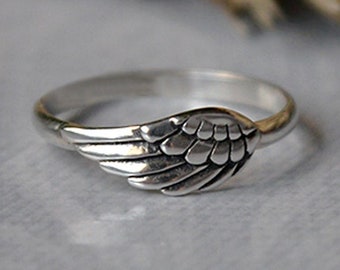 Oxidized Sterling Silver Angel Wing Ring - KatStudio