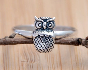 Sterling Silver Owl Ring: Oxidized Bird Jewelry