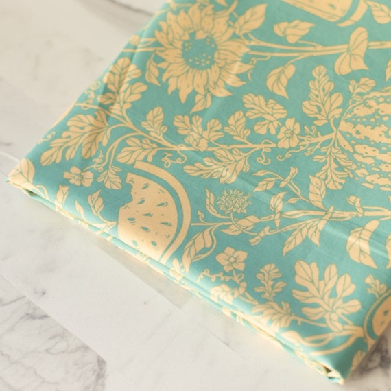 Aurelia - Vintage Charm - Dots & Glory - Cloud 9 Fabrics - Poplin Aurelia - Vintage Charm - Dots & Glory - Cloud 9 Fabrics - Poplin