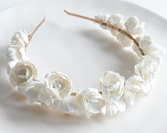 Witte porseleinen bloemkroon, klei bruids zendspoel, bloemen bruiloft hoofdband, bruids haaraccessoires, etherische bloem tiara, bruid cadeau