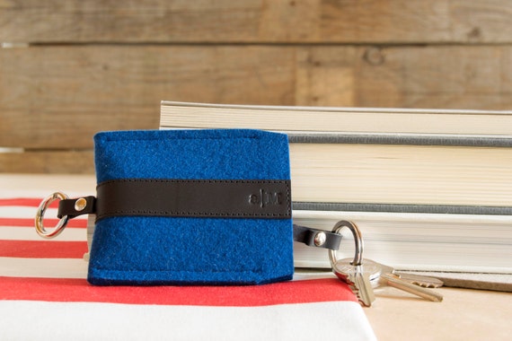 Felt and leather KEY HOLDER - blue and black - made in Italy