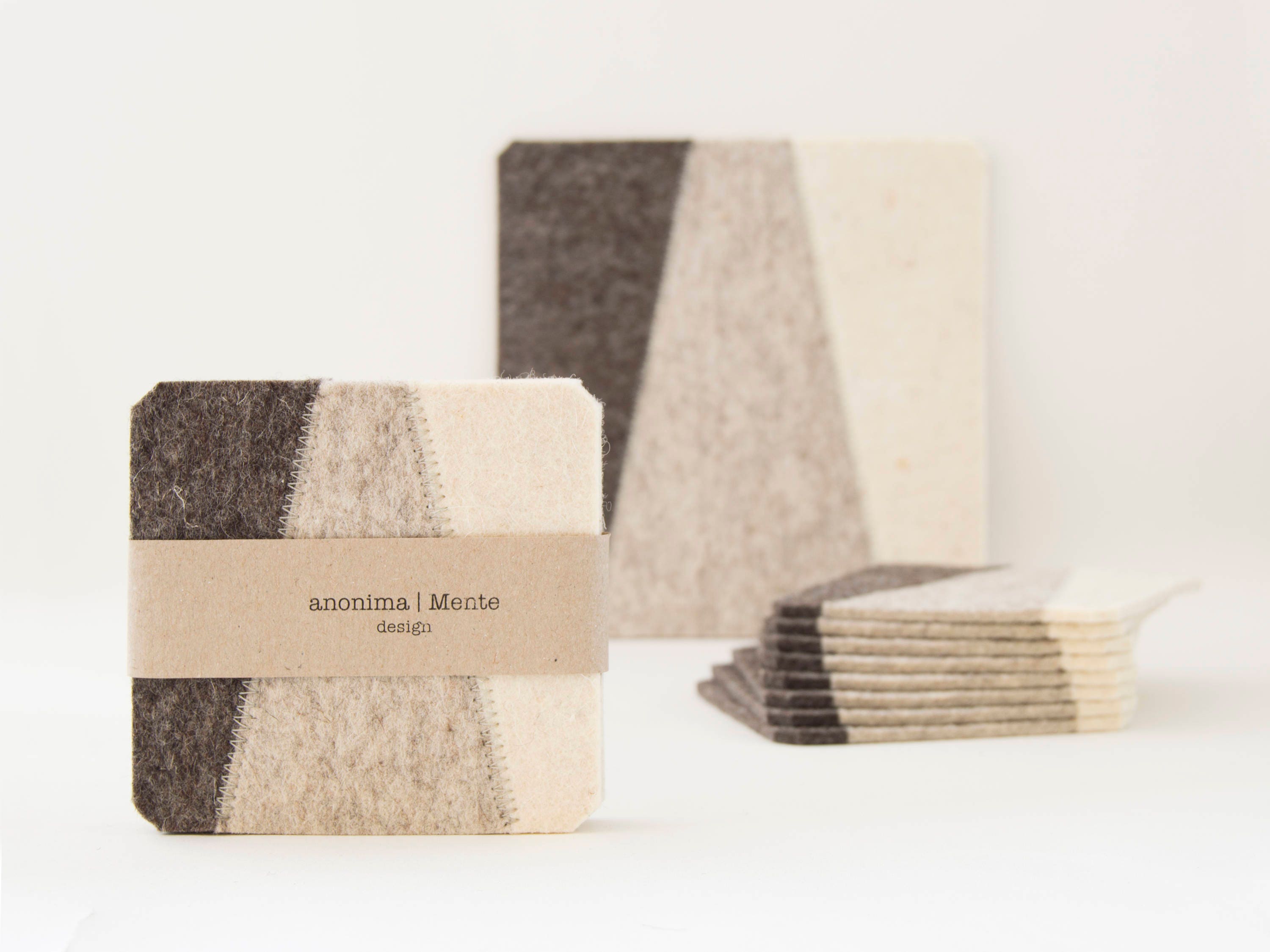 Set of felt coasters / square coasters / light grey / grey coasters