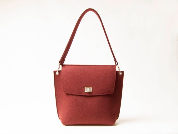 35% OFF Wool Felt FLAP BAG - maroon tote bag - dark red bag - womens bag - felt shoulder bag - elegant bag - made in Italy