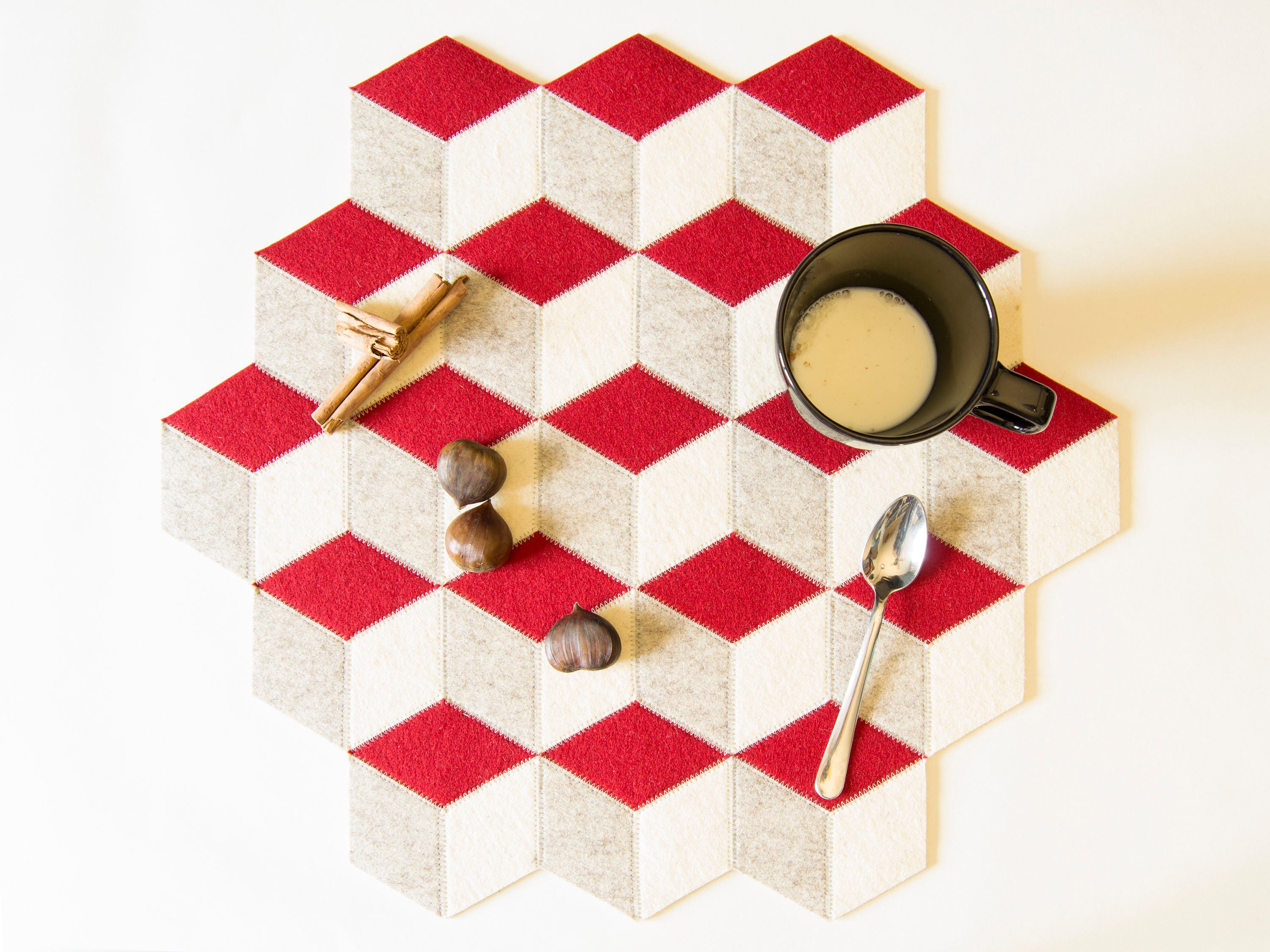 Red and white wool felt placemat made in Italy