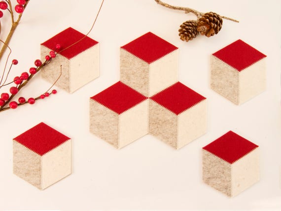 Set of red and cream felt coasters - hexagonal - made in Italy
