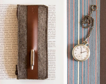 Felt and leather PENCIL CASE - natural gray and brown - pen holder - wool felt - handmade - made in Italy