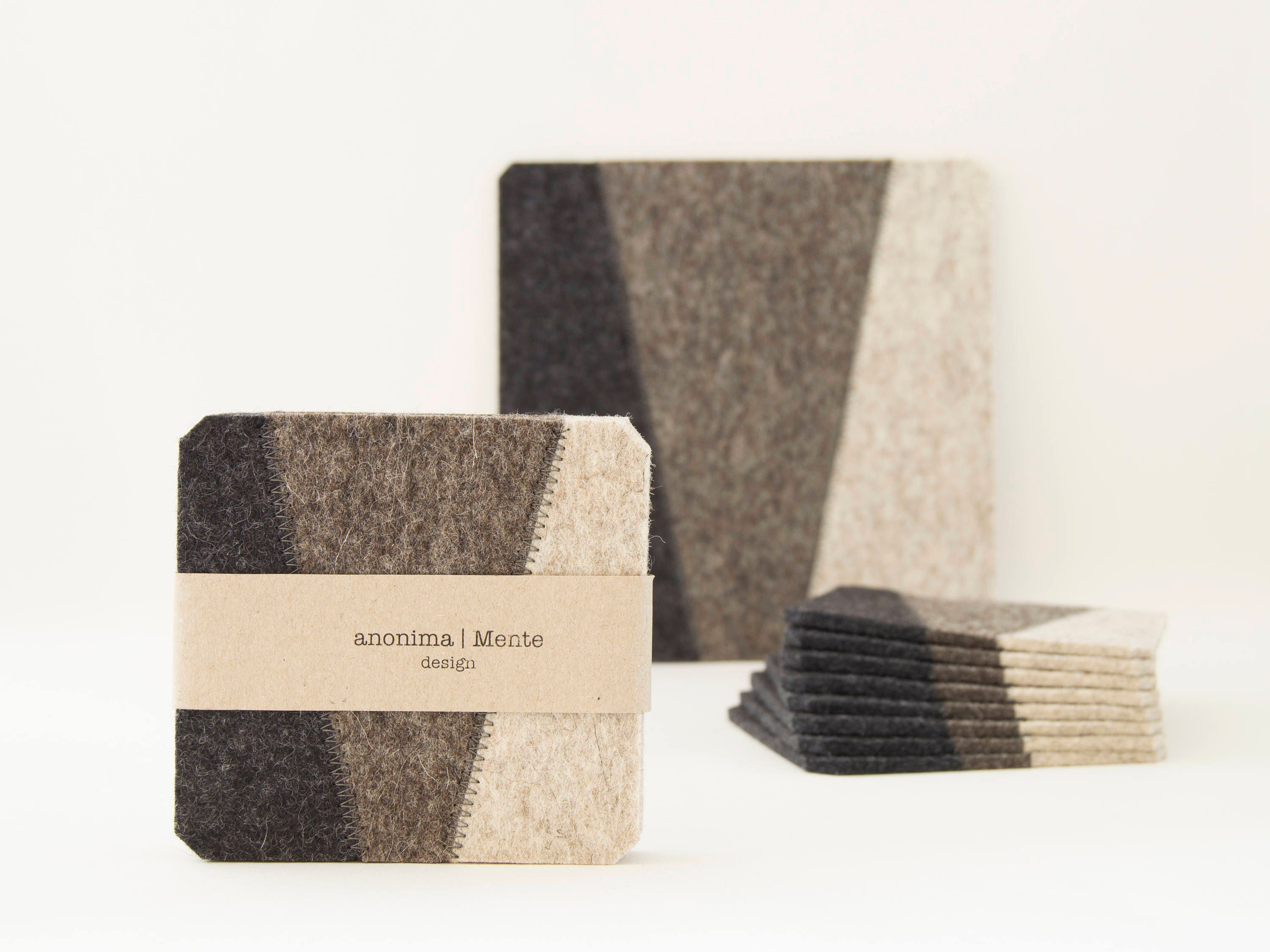 Set of felt coasters / square coasters / grey / grey coasters / modern