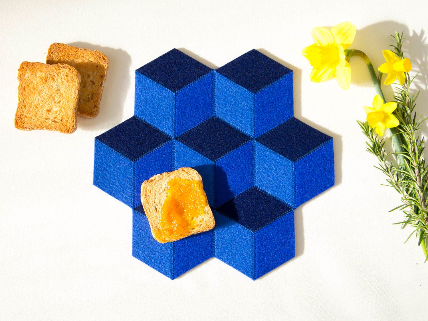 Small table mat blue wool felt wool felt mat stylish table mat