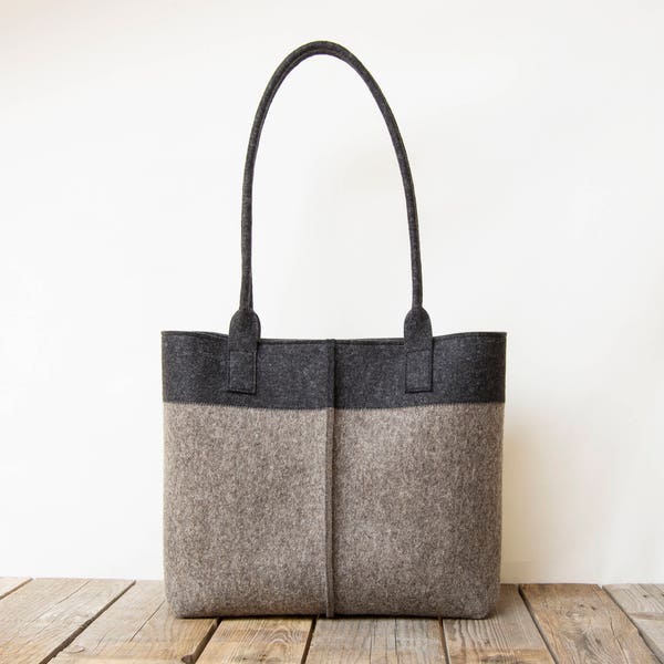 Schultertasche aus Wollfilz holzkohle und grau - zweifarbige Tasche - Damentasche - Schultertasche aus Filz - graue Tasche - made in Italy