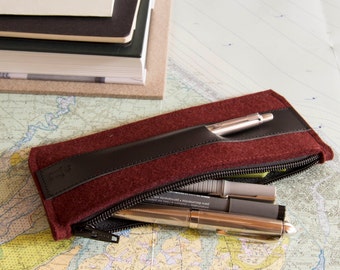 Felt and leather PENCIL CASE - maroon and black - pen holder - wool felt - handmade - made in Italy