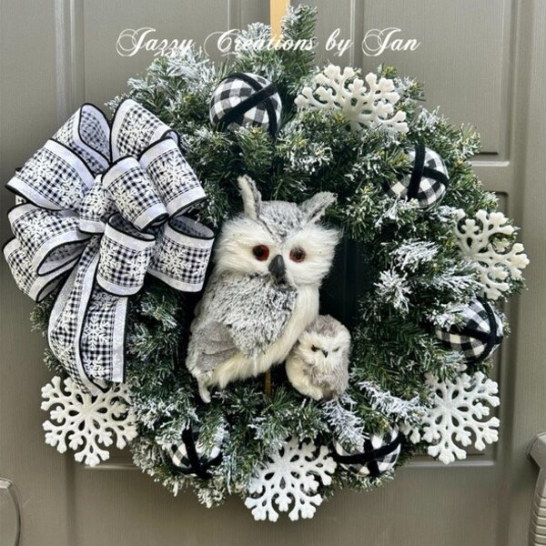 Owl Wreath, Owl Family Wreath, Buffalo Plaid Owl Wreath, Winter Owl Wreath,  Flocked Owl Wreath, Country Owl Wreath, Snowy Owl Wreath