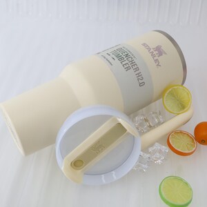 Stanley Quencher H2.0 Tumbler 40 Oz Pale Yellow, Leakproof Flip Straw Cup image 2