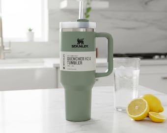 Stanley 40 oz Sage Green Quencher H2.0 Tumbler, Stainless Steel Travel Mug (Straw Lid)