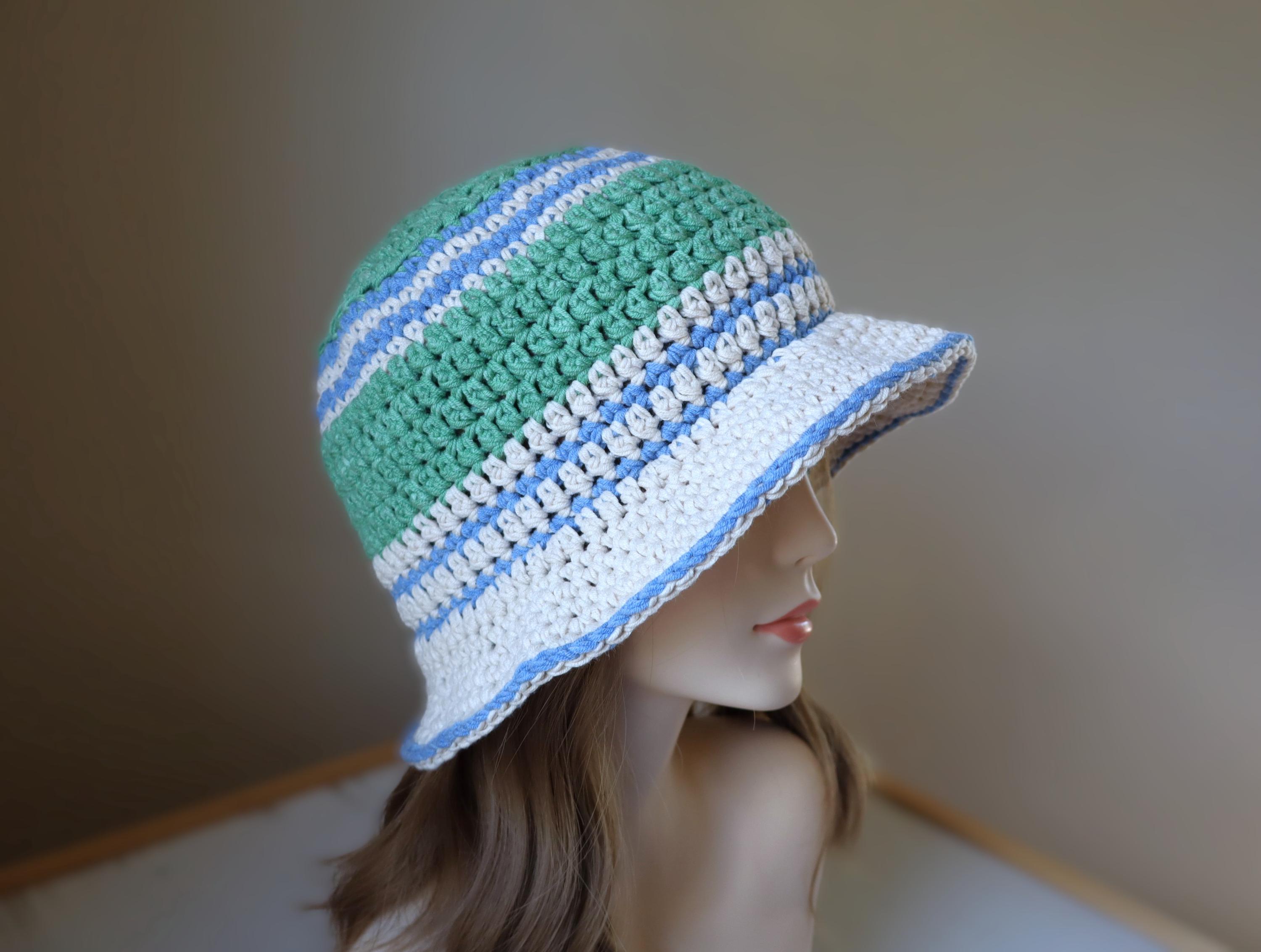 Blue & Green Striped Bucket Hat, Chunky Crochet Women display picture 1