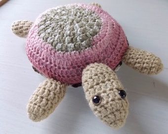 Pink and beige turtle mop, kitchen floor drip catcher, crochet foot sponge