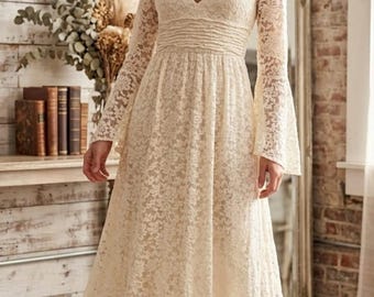 Robe de mariée bohème en dentelle ivoire, robe longue à manches longues et col en V