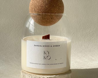 Sándalo y ámbar / Aroma cálido a resina amaderada / Vela de soja y coco vertida a mano / Mecha de madera / Vela de regalo para conectar con la tierra