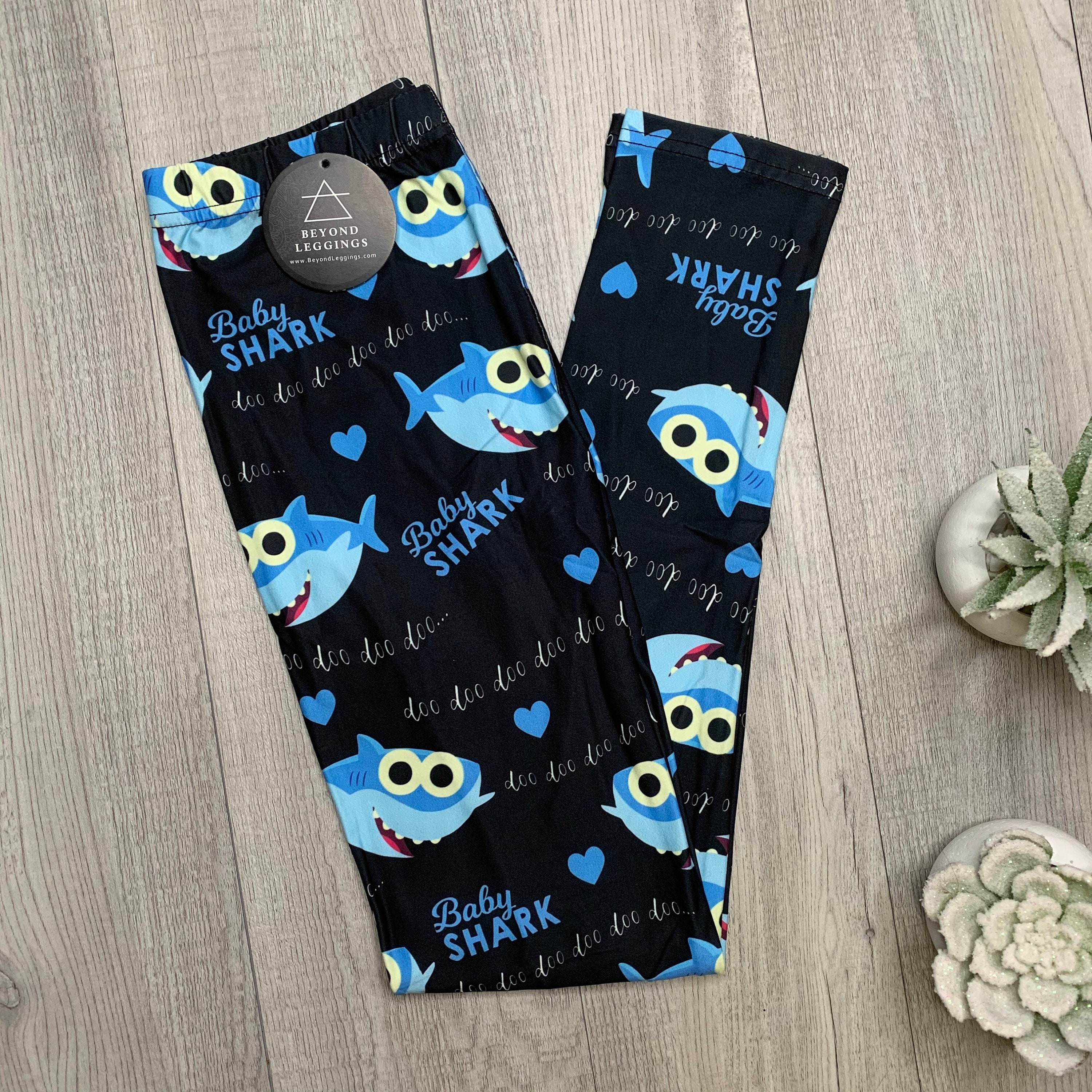 Baby shark best sale leggings
