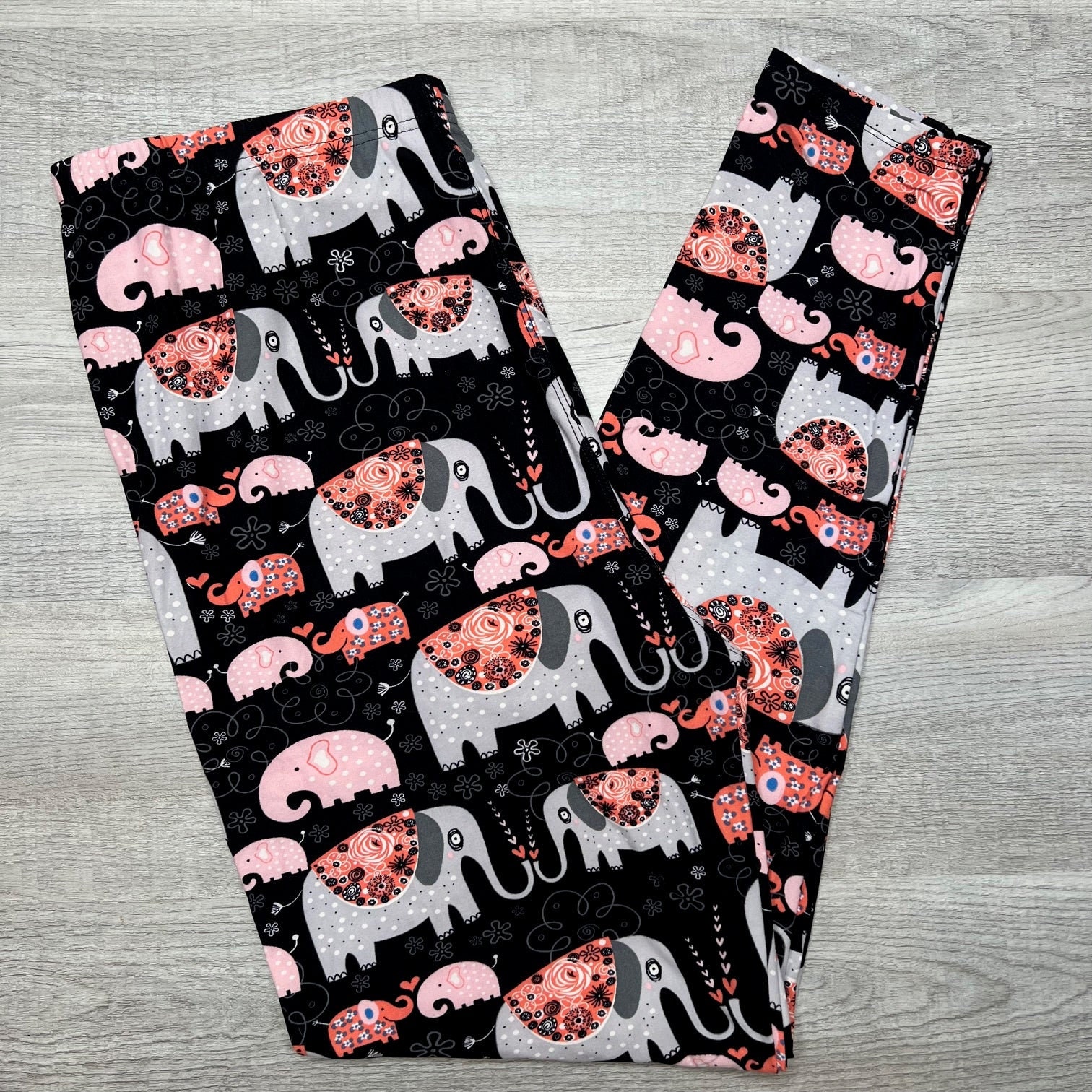 Black and yfwood white LulaRoe elephant