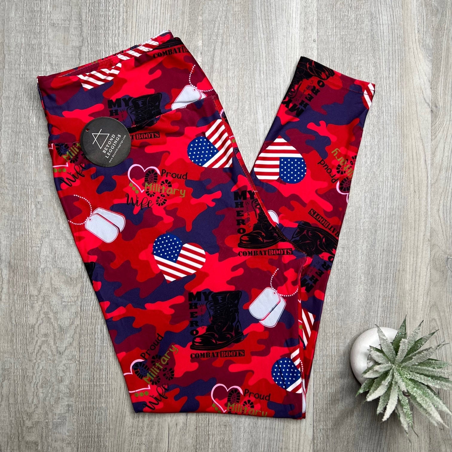 Lularoe existing cardinal leggings