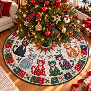 Christmas Cat Quilted Tree Skirt, Colorful Festive Cats Holiday Tree Decor, Patchwork Cat Christmas Tree Base Cover, Cat Lover Home Decor