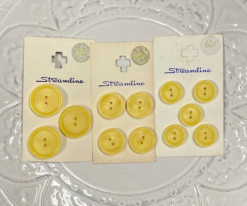 Stream Line Gold Buttons Vintage Yellow Streamline Carded Buttons, Made in Holland - Etsy
