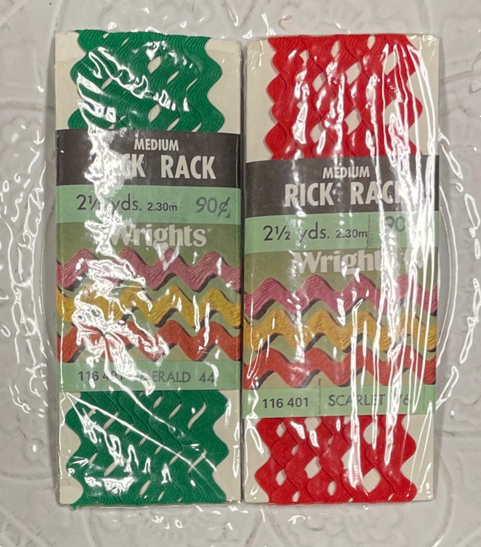 Vintage Medium Rick Rack in Red, Green or Oyster - Etsy