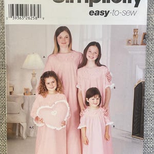 Children’s and Girls Nightgown Pattern, Simplicity 0639, UNCUT