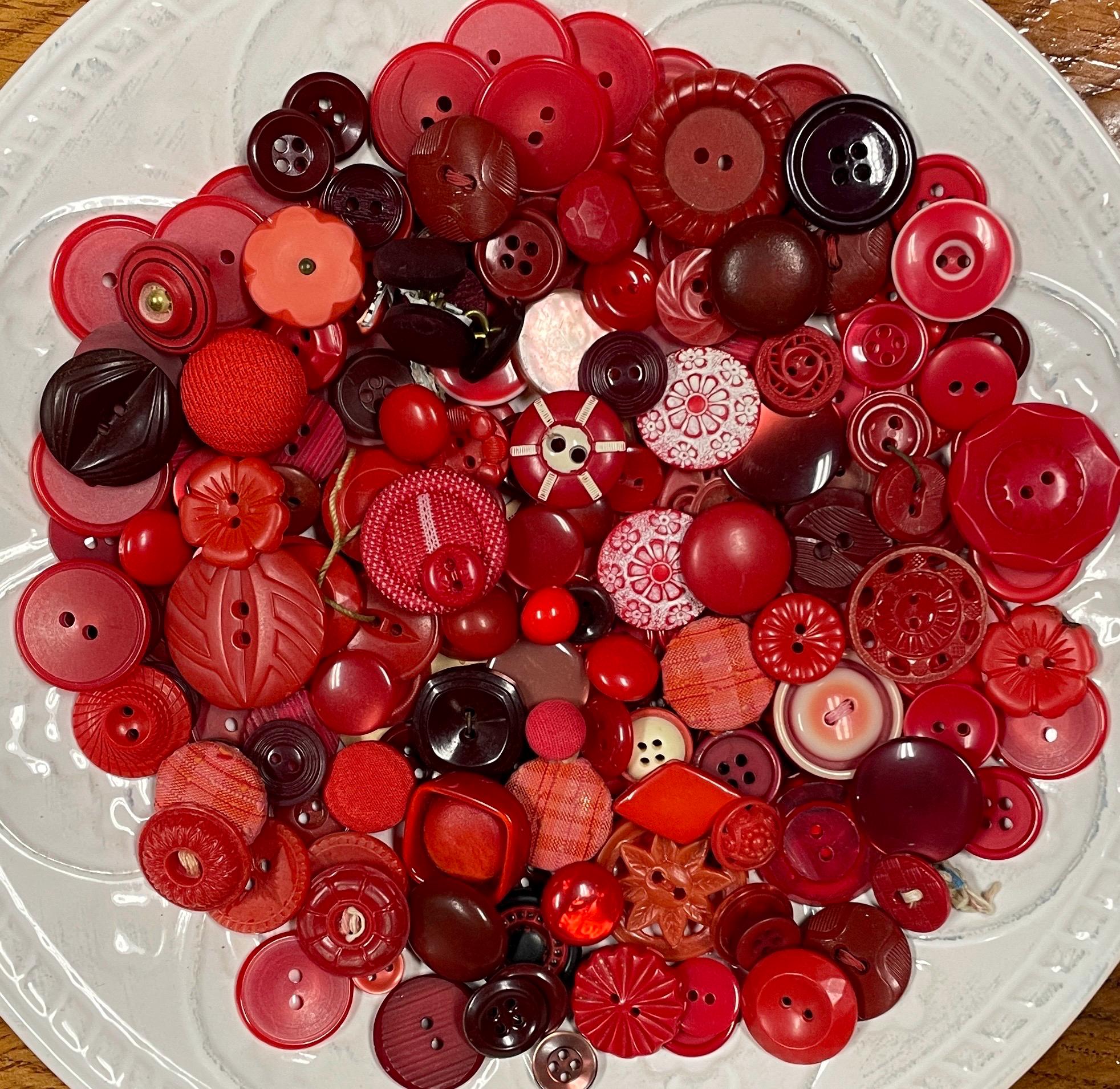 200 Vintage Red Buttons Lot - Etsy
