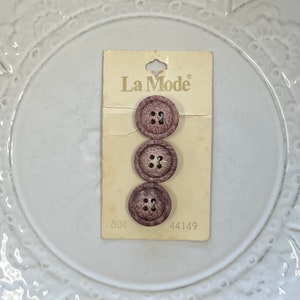 Boutons de vin vintage sur carte originale, La Mode, fabriqués en Suisse
