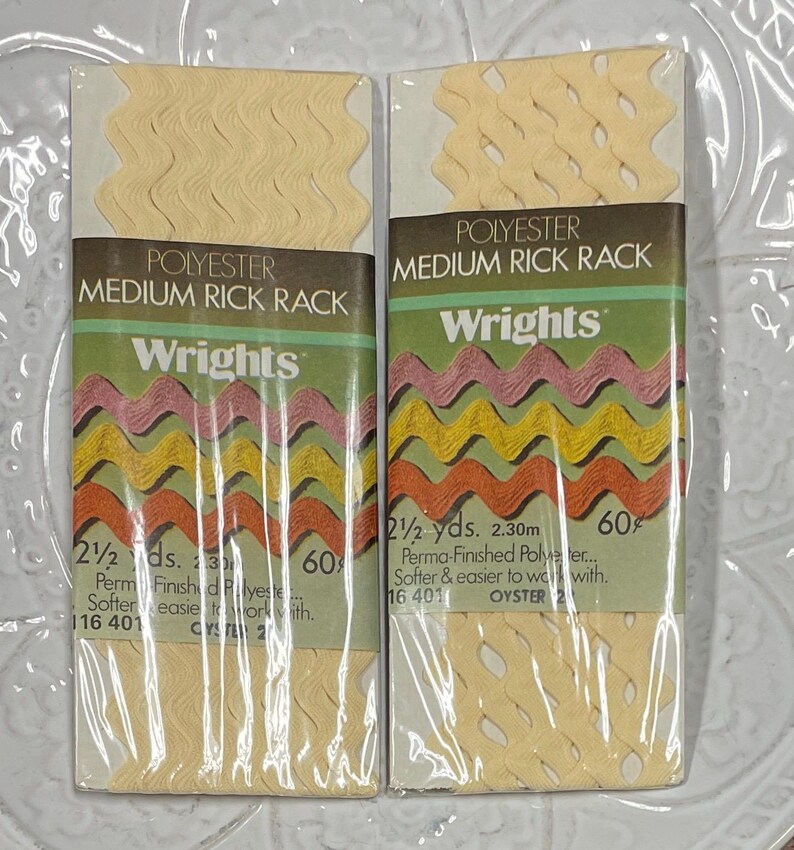 Ric Rack Ribbon Vintage Medium Rick Rack in Red, Green or Oyster - Etsy