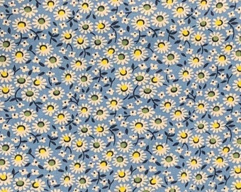 100% Cotton Blue and White Calico Fabric By The Yard, Floral Daisy