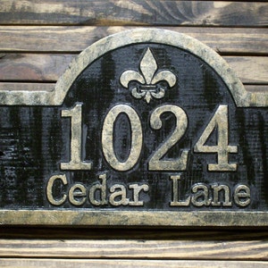 Fleur De Lis Dirección Signo Antiguo Latón Acabado Madera Tallada a Medida