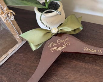 Wedding hanger, Personalized Wedding hanger, custom wire hanger, bridal hanger, bride gift,  custom hanger, Bride gift, bridesmaid hanger