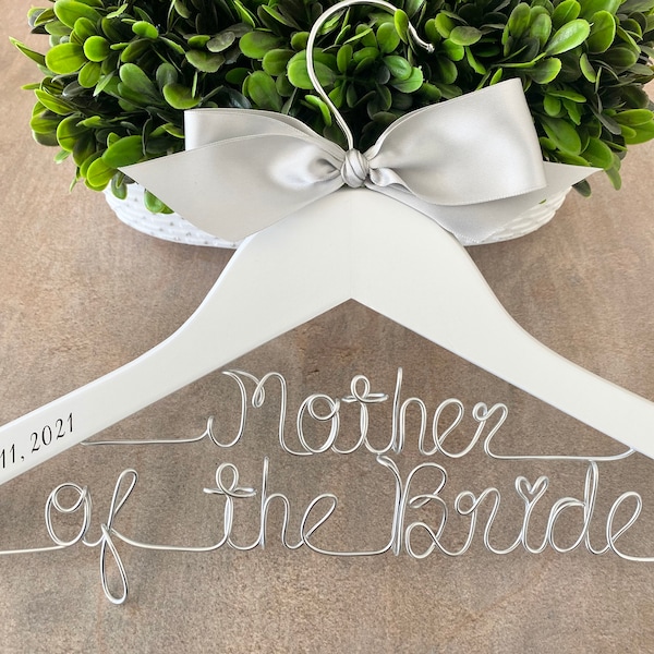 Mother of the bride gift, Mothers day gift, Custom bridal Hangers, Bridesmaids gift ideas, Wedding dress hanger with date, Bride gift
