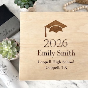 Graduation Memory Box 2026, Personalized Grad Gift Box, Keepsake Time Capsule, Class of 2026 Gift for Her or Him, Custom Photo Box