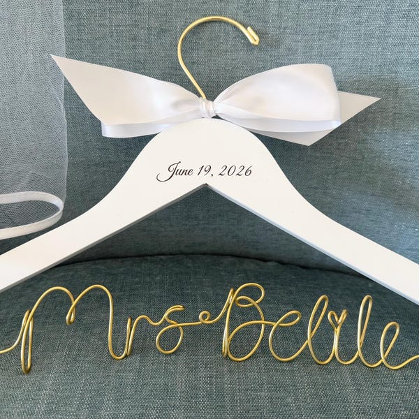 Custom Bridal Hanger with Wire Name, Wedding Hanger, Custom Engagement Gifts, Wedding Dress Hanger, Unique Bride gift, 2026 Bride