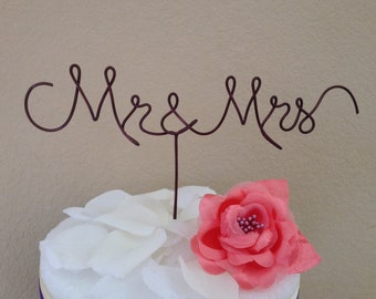 Personalized wire cake topper, Mr and Mrs Wedding cake decoration, Amore wedding topper, Custom party decor, Birthday, Anniversary