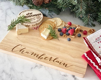 Engagement gift for couple, Mothers day gift, Personalized charcuterie Board, Home decor for couple, Engraved board, Custom cheese board