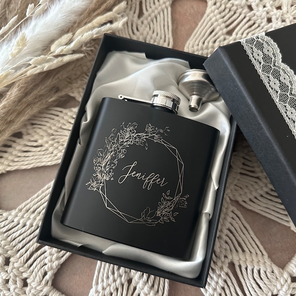 Personalized flask for women, Bride gift, Mothers day gifts, Bachelorette party, 21st birthday, Black flask for bridesmaid, Maid of honor