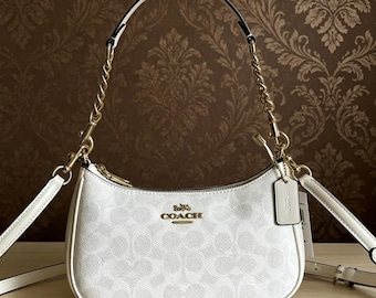 Coach Teri schoudertas in Signature Canvas Chalk White | Converteerbare crossbody- en hobo-tas, nieuw met labels.