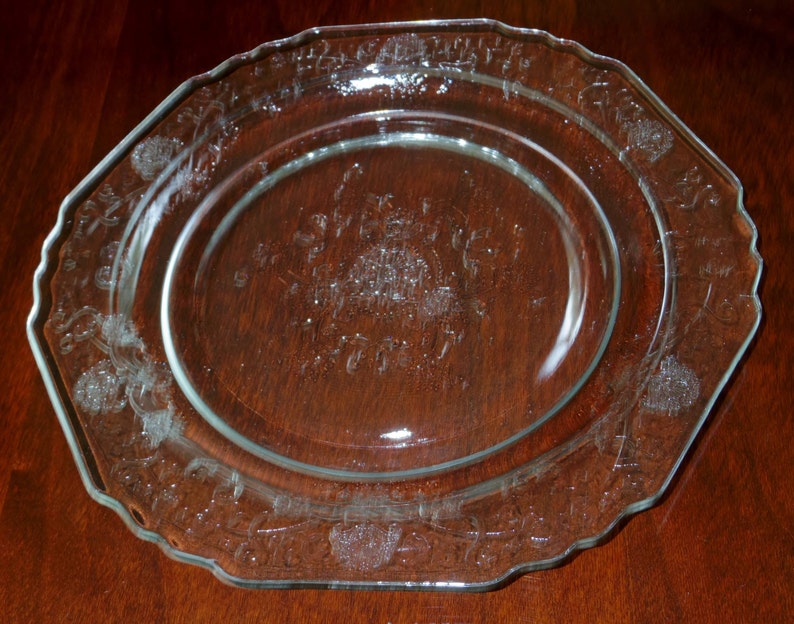 1 HAZEL ATLAS POPPY Clear Florentine 1 Depression Glass Floral Etched Plate 8 12 Dessert Salad Luncheon Crystal 1932 Excellent Condition